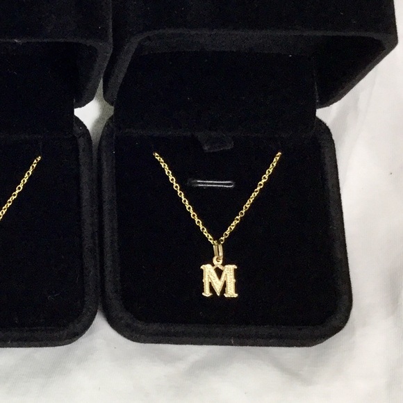 🆕 18K Initial Pendant set with Rolo chain - Picture 6 of 7